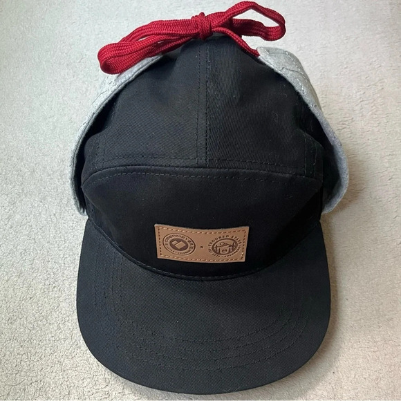 Obermeyer Black Flat Bill Hat w/Ear Flaps x Crooked Stave-Cotton-Small-Medium - Picture 1 of 10